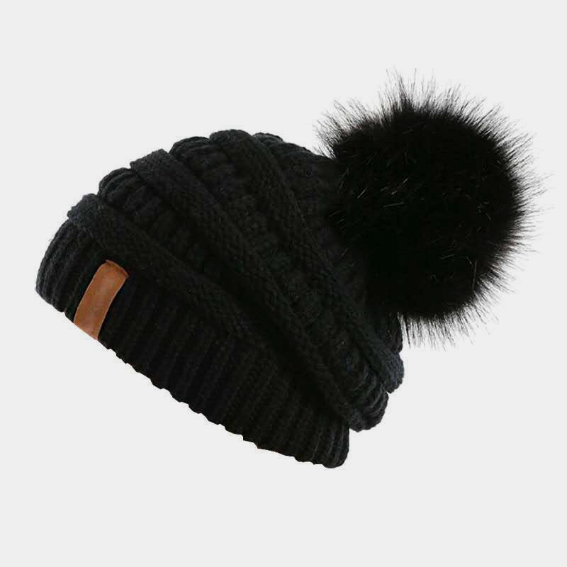 H00010 Căciulă tricotată caldă cu pompon de blană detașabilă