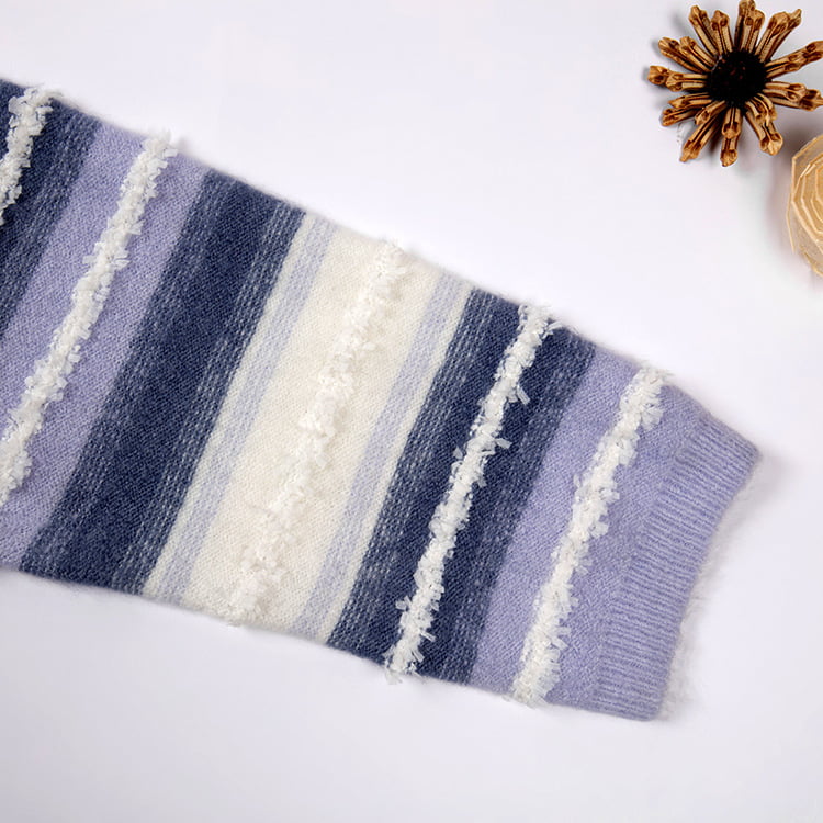 SM-K0047 Pulover tricotat cu gât rotund în dungi, cu mochiuri dulce SM-K0047 Pulover tricotat cu gât rotund în dungi, cu mochiuri dulce