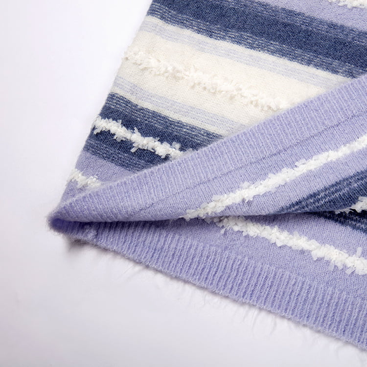 SM-K0047 Pulover tricotat cu gât rotund în dungi, cu mochiuri dulce SM-K0047 Pulover tricotat cu gât rotund în dungi, cu mochiuri dulce