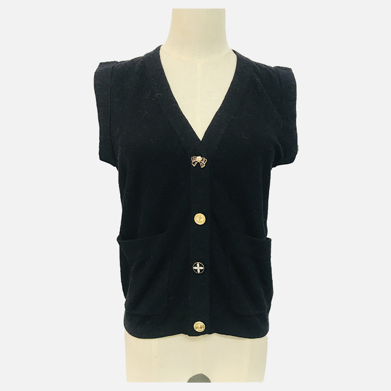 D23-502A Cardigan negru tricotat cu mânecă scurtă și decolteu în V